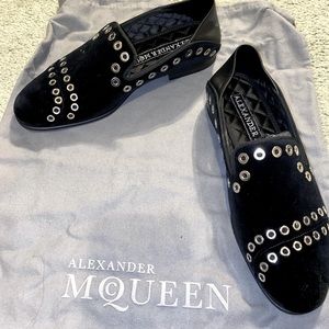 Alexander McQueen Leather-trimmed Eyelet-embellished Velvet Loafers In Black